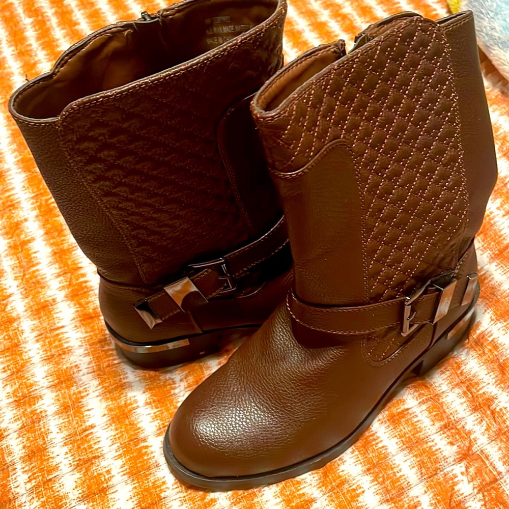 Brown boots
